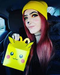 447 Likes, 50 Comments