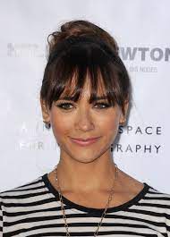 Rashida Jones Twisted Bun Hair Styles Bun Hairstyles Rashida Jones