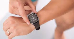 Garmin Venu Sq Music Edition Smartwatch Lets You Download Songs To The Device Smartwatch Features Smart Watch Garmin