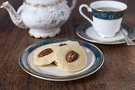 You see, irish butter has a higher quality with less water and more fat content. Irish Butter Cookies Analida S Ethnic Spoon