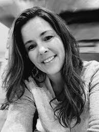 Kelli Fletcher's Instagram, Twitter & Facebook