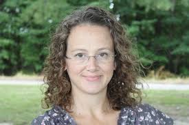 Amazon.com: Emily DeLoach: books, biography, latest update