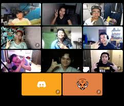 Dia akhirnya mencoba cara lain yakni dengan prank call. C6djnrx7poiw7m