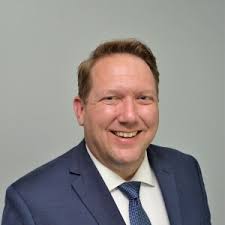 A quick picker upper for iconic Rosie's Diner sign near Rockford