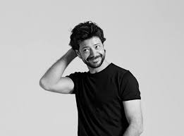 Álvaro antonio garcía pérez (born february 23, 1975), known professionally as álvaro morte, is a spanish actor.he gained worldwide recognition playing the role of sergio el profesor marquina in the spanish heist series money heist (la casa de papel), originally aired on antena 3 and broadcast on netflix. Alvaro Morte Booking Agent Talent Roster Mn2s