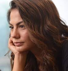 Mehlika Sueda Ustundag Adli Kullanicinin Demet Ozdemir Panosundaki Pin Sac Rengi Sac
