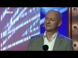 Rüdiger hoffmann freut sich auf seinen auftritt am 12.05.2017 im worms. Rudiger Hoffmann Rechnet Mit Der Staubsaugermafia Ab Swr3 Comedy Youtube