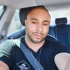 I'm just a pretty woman with a prettier soul 🥰 🤎￼