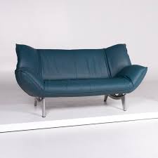 In fast jedem wohnzimmer ziert eine couch die möbellandschaft, aber das raumangebot bestimmt meist die. Leolux Tango Designer Leder Sofa Petrol Dreisitzer 10323 For Sale At 1stdibs