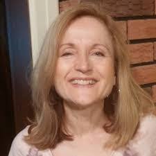 Betsy Rizzo's Instagram, Twitter & Facebook