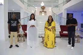 Autor com várias músicas de sucesso que todo o. Gostaram Do Live Solidario Bambila Portal Vidall Music Facebook