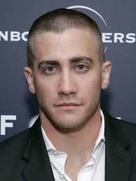 Styling your manes away from your face opens up your facial features and gives you a more chiseled appearance. 20 Smart Cool Haircuts For Balding Men 2021 Trends