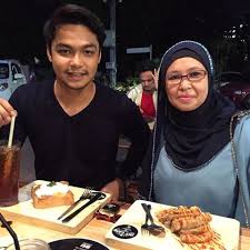 Fattah menjadi salah seorang finalis hero remaja 2011/12 bersama saharul ridzwan, hafidz roshdi, syafiq kyle, ben amir, nazrief nazri, fendy bakry dan hafreez adam, sekaligus beliau merangkul gelaran juara. Patutlah 6 Finalis Hero Remaja Ini Handsome Warisi Wajah Ibu Rupanya Berita Steady