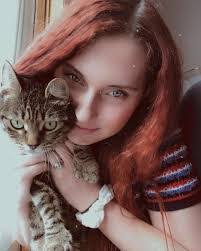 Alyssa Moffatt's Instagram, Twitter & Facebook