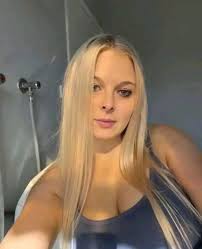 Hi babe 💖 Just wanted to say I miss you."