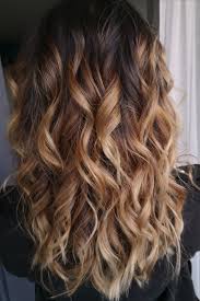 Epingle Par Kamille Sur Meches Ombre Hair Boucle Blond Miel Cheveux Coiffure Blond
