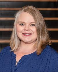 Julie Schwan's Instagram, Twitter & Facebook