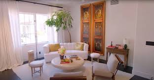 And while i was so ready to criticize kendall jenner's house (sorry not sorry!), i have to say i was pleasantly surprised with how she—and her team of interior designers—decorated the huge space. Innerhalb Kendall Jenner Ist Mit Dem Luxuriosen Los Angeles Mansion Anzeigen Sie Vogue Magazin Cover Aktuelle Boulevard Nachrichten Und Fotogalerien Zu Stars Sternchen