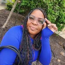 Latosha Evans's Instagram, Twitter & Facebook