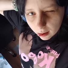 Mail Wagon (@ElliphantG)