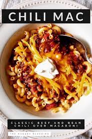Chili Mac Classic Ground Beef Chili Over Macaroni The Hungry Bluebird Recipe Chili Mac No Bean Chili Pasta Dishes