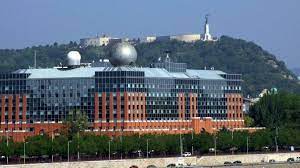 Az elte egyetemi könyvtár és levéltár nagyolvasója ad helyszínt a fesztivál akadémia budapest 2021. Potential Removal Of Elte And Ceu Gender Studies Programs Causes Public Uproar