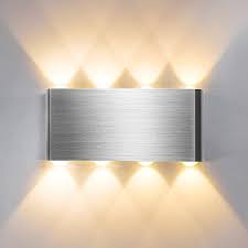 Kleine led wandleuchten led wandlampe. Lightess 8w Led Wandleuchte Innen Warmweiss Wandlampe Modern Up Down Licht Wandlicht Silber Wandbeleuchtung Aus Aluminium Flurlampe Wand Beleuchtung Fur Wohnzimmer Schlafzimmer Treppenhaus Amazon De Beleuchtung