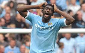 Headquarters, marine corps department of aviation 3000 marine corps pentagon rm 4e482 washington, dc 20350 office: Kolo Toure Throws Community Shield Medal In To The Crowd Kak Tackle