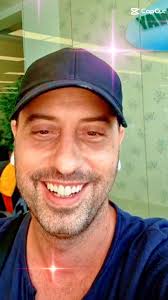 Good morning! Good morning! Have a great day. I will never delete these  photos from my gallery. This SMILE is contagious. ♥️