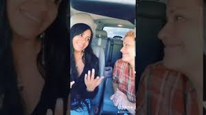 Comadres con Lori Alva