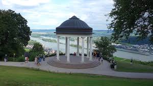 But there are some short uphill climbs in the towns and on the trail from assmannshausen to rüdesheim. Ringticket Romantik Tour Rheingau