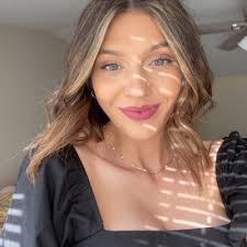 bella pence (@bella_graceeeee)