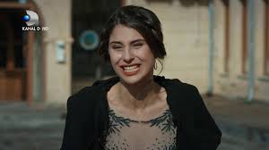 Afla ce se va intampla cu afacerile familiei. Dragoste Si Ura Un Nou Serial Turcesc Fenomen La Kanal D Premiera 11 01 2018 By Kanal D Romania