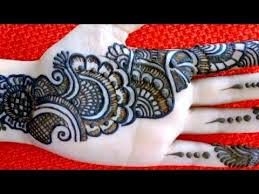 Simple Arabic Mahdi Ka Dizain Arabic Mehndi Design Front Hand Simple म ह द क ड ज इन Yout In 2020 Mehndi Designs Mehndi Designs For Hands Mehndi Designs Front Hand