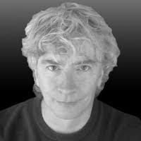 Robin Hall's Instagram, Twitter & Facebook