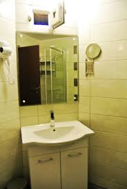 You may order food and drinks into the room, gym, lovely bar, cycling, parking lot, game rooms. Hotel Afrodita Resort Spa È™i O VizitÄƒ La BÄƒile Herculane Extravita
