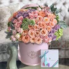 Hollywood steps out for the 2021 met gala J Adore Les Fleurs Blumenladen In Studio City