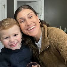 Bridget Hess's Instagram, Twitter & Facebook