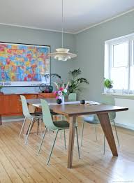 Wandfarbe Pastellgrun Im Esszimmer In 2020 Pastell Grun Wandfarbe Moderne Wandfarben