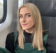 Well look here @everyone ... Our very own Aoife Cunningham is high in the  Irish poetry charts alongside James Joyce and Seamus Heaney. (Although when  was Dylan Thomas ever an Irish poet?)