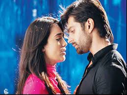 Star Plus Qubool Hai Climbs Up The Trp Chart Times Of India