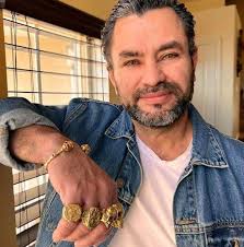 Obsessed' Salt Lake City dad charged in murder of sheriff's deputy daughter  — after using his twin's ID to flee US