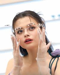 Whaaaaattttt??!!!! Stay tuned for the details tomorrow!!!