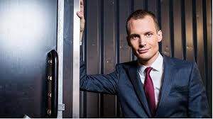 Jun 22, 2021 · fredy egg, schadenchef schweiz axa, im interview mit ueli schmezer. Srf Christa Rigozzi Ist Mehr Als Eine Glamour Frau Medien