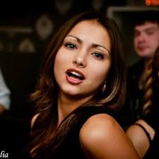 Kira Bright (@KiraBright)