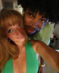 Brian Saulsberry's Instagram, Twitter & Facebook