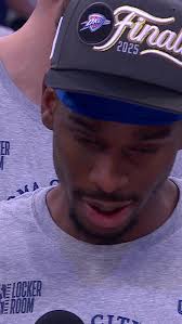 WCF MVP Shai Gilgeous-Alexander shows love to the fans and his teammates! 💯