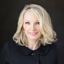 Vicki Mccurry's Instagram, Twitter & Facebook