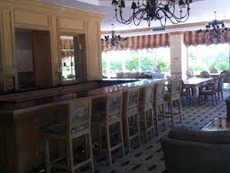 The oceanside property is a block north of miami beach. Champlain Towers Condo In Surfside Florida