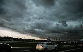 Significado de tempestade no dicio, dicionário online de português. Com Chuva E Rajadas De Vento Tempestade Transforma Dia Em Noite Em Campo Grande Jornal Midiamax